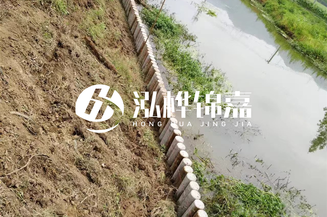 仿木樁施工前注意事項-水泥樁打樁機是怎么打樁的？