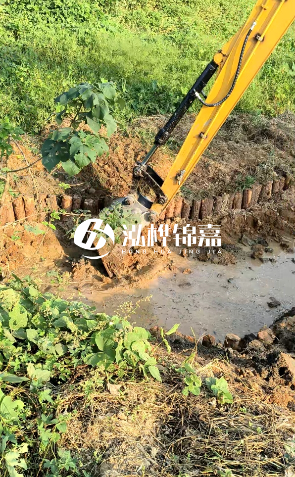 德州河道清淤專業(yè)施工-打完松木樁后為何需要立即清理淤泥？